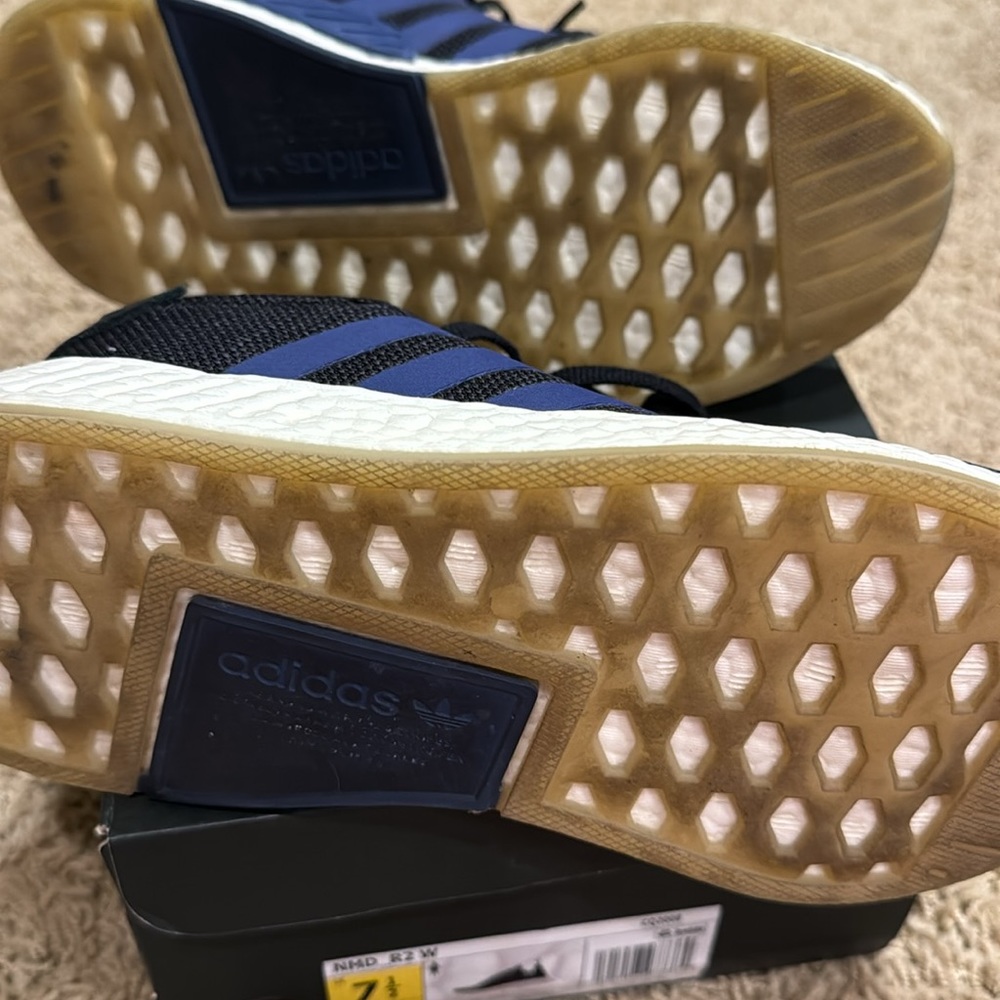 Nmd R2 - Picture 2 of 2